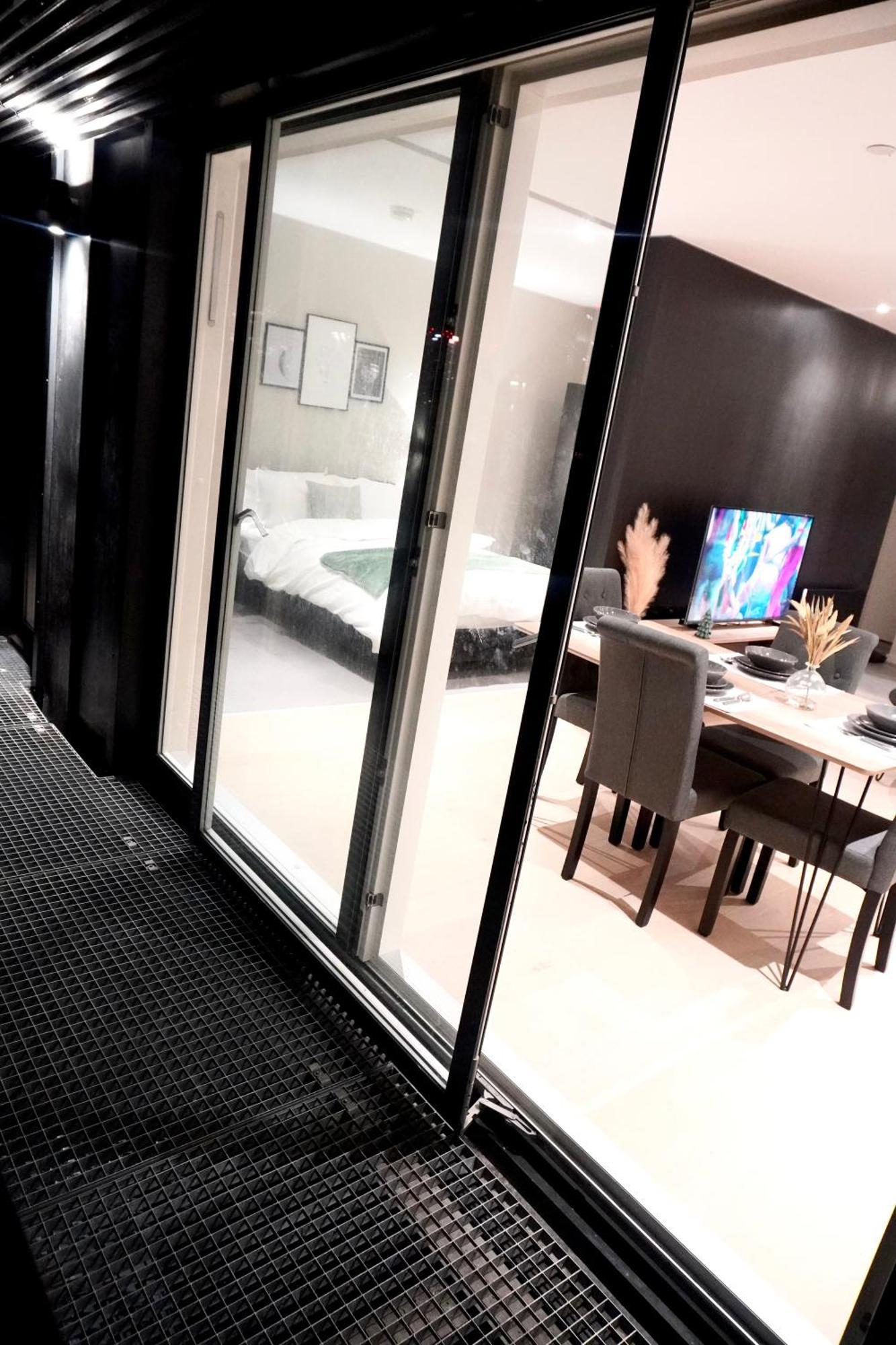 Central Manchester Luxury 2 Bed Apartment With Balcony Exterior foto