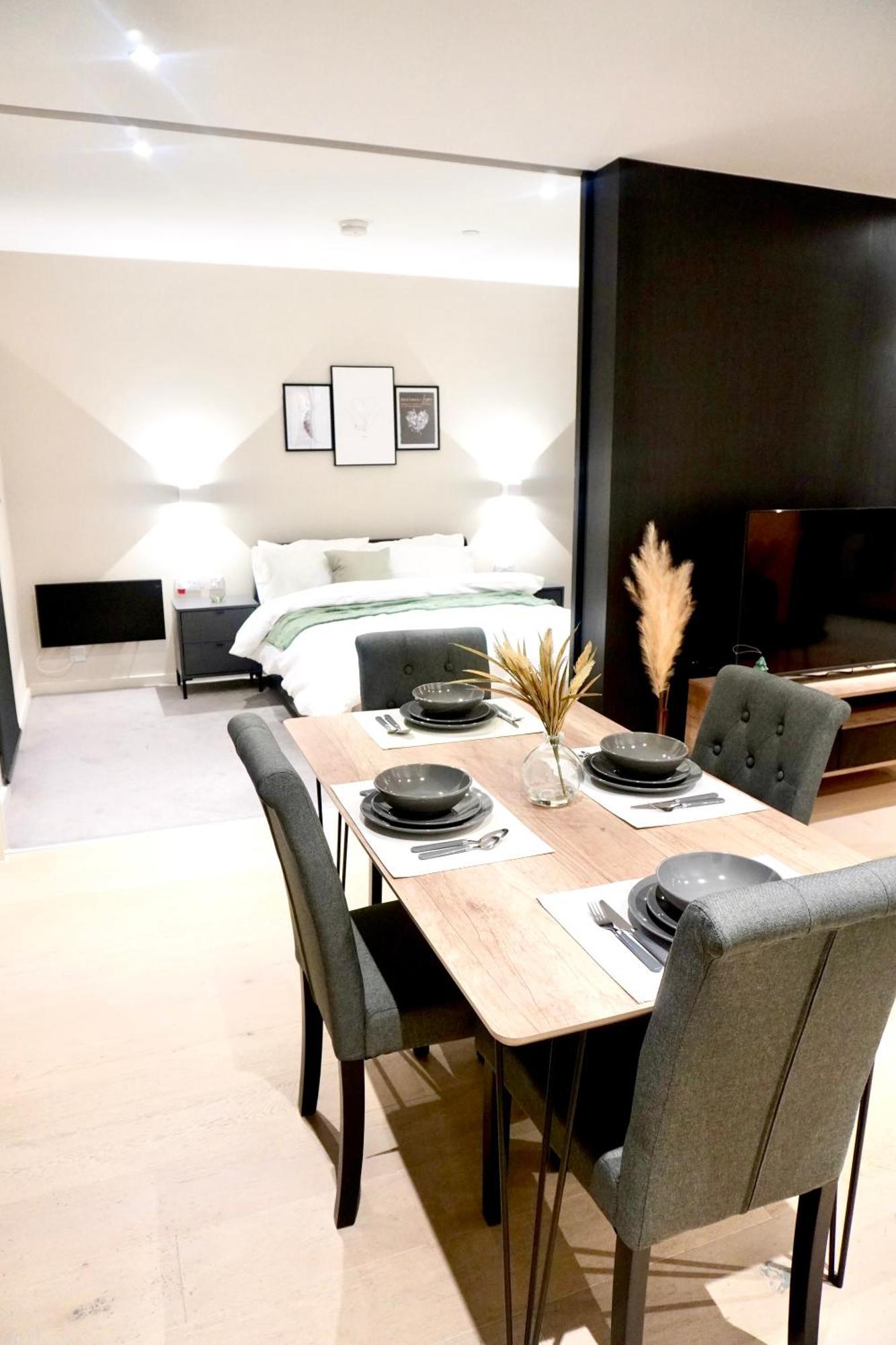 Central Manchester Luxury 2 Bed Apartment With Balcony Exterior foto